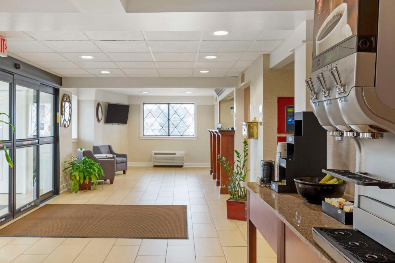 Best Western Plus The Inn At Sharon/Foxboro מראה חיצוני תמונה