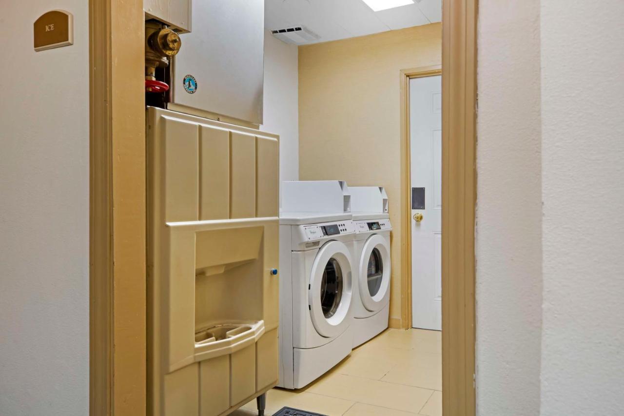 Best Western Plus The Inn At Sharon/Foxboro מראה חיצוני תמונה