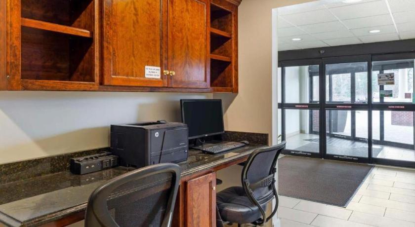 Best Western Plus The Inn At Sharon/Foxboro מראה חיצוני תמונה