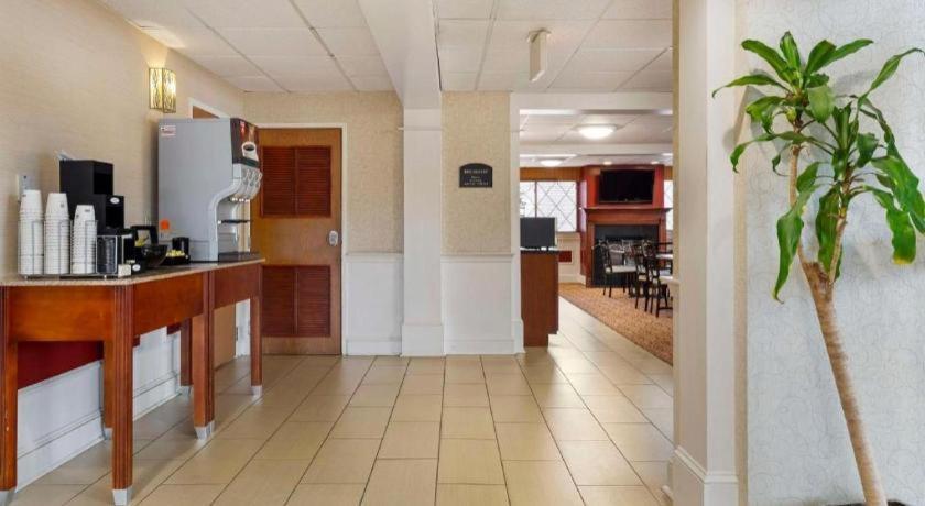 Best Western Plus The Inn At Sharon/Foxboro מראה חיצוני תמונה