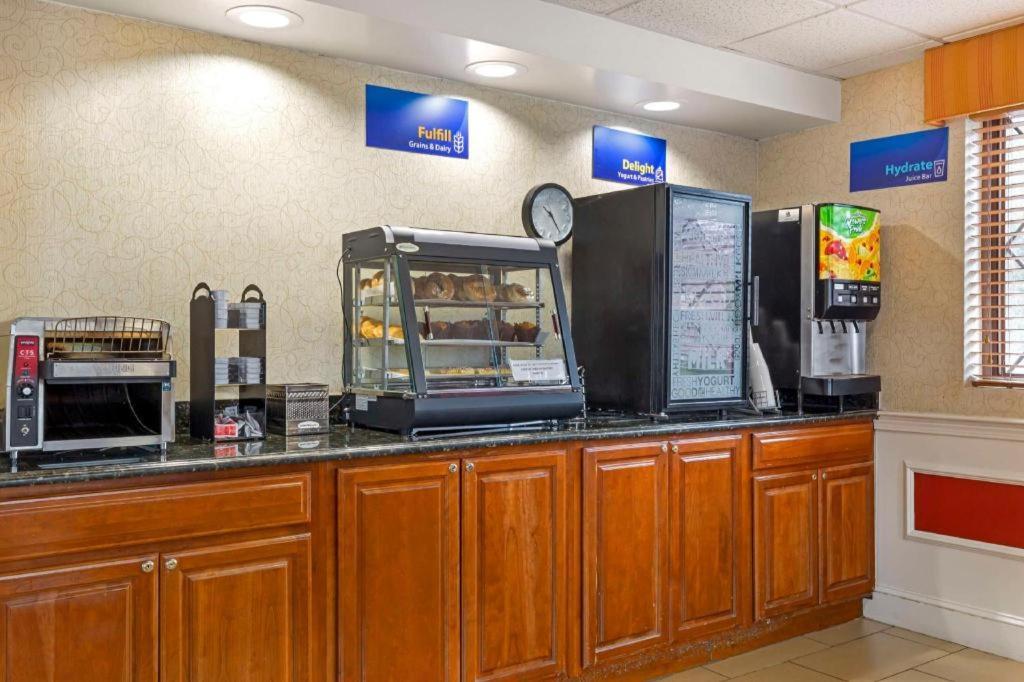 Best Western Plus The Inn At Sharon/Foxboro מראה חיצוני תמונה